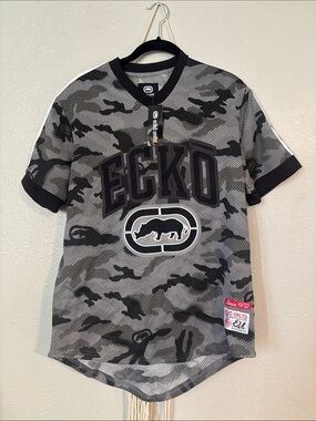 Medium ECKO Unltd Gray Camo Graphic Jersey NWT